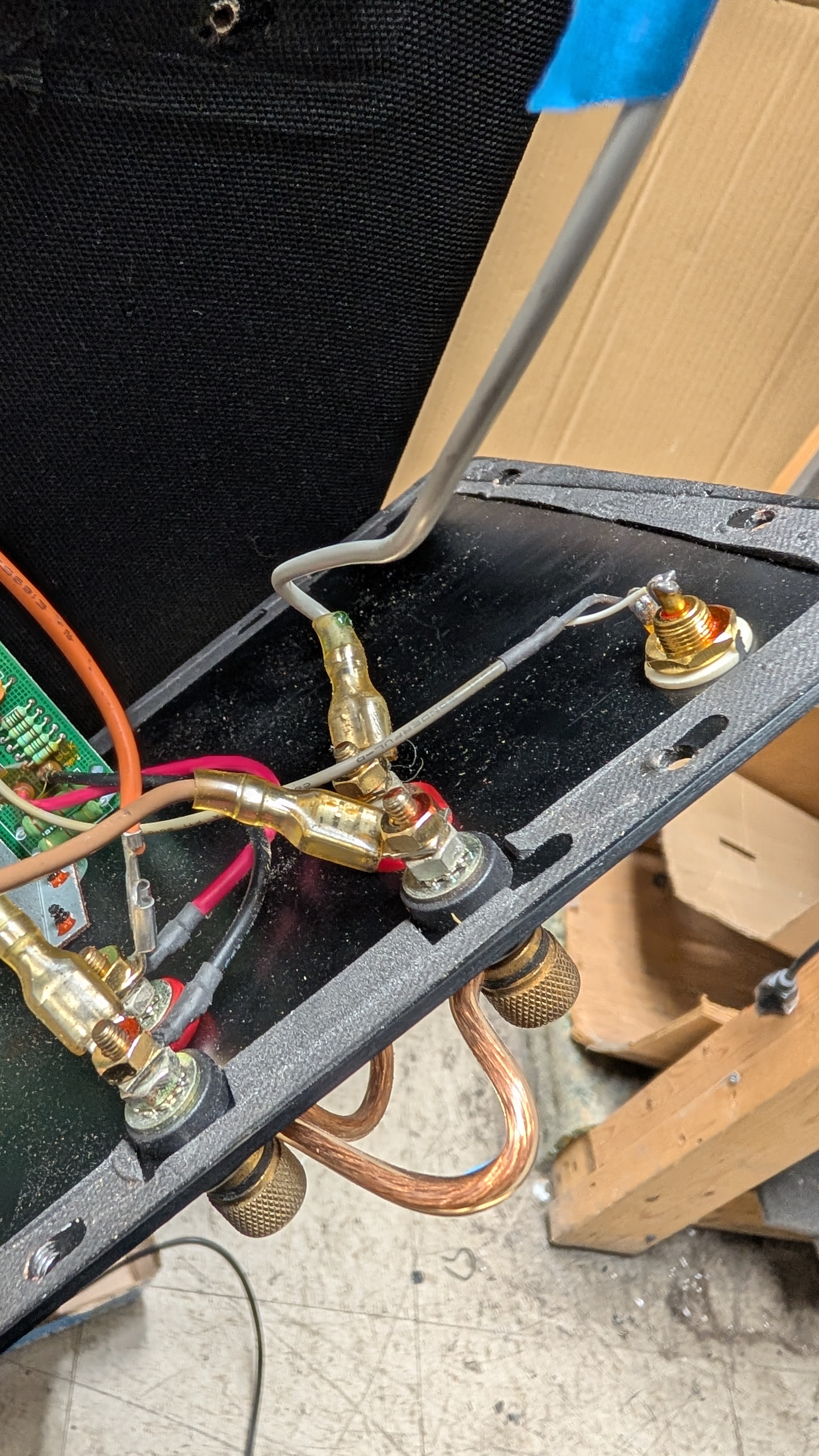 Photo of Speaker Wiring1